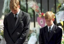 who walks in first at a funeral